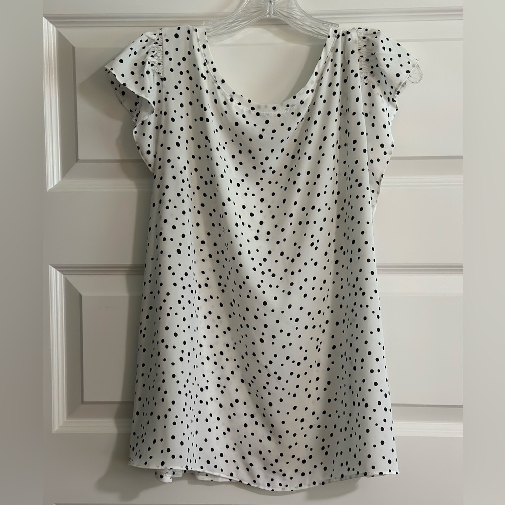 LOFT Polka Dotted Flowy Blouse